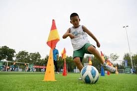 曼城瓜帅战术调整成功击败托特纳姆