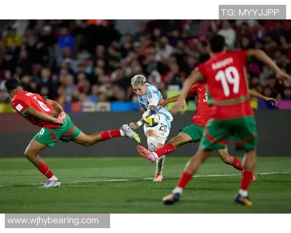 赌场心理学：解析“中奖后的挥霍行为”本质上是对博彩痛苦的补偿。（赌场心理学：中奖后挥霍，实为对博彩痛苦的心理补偿）